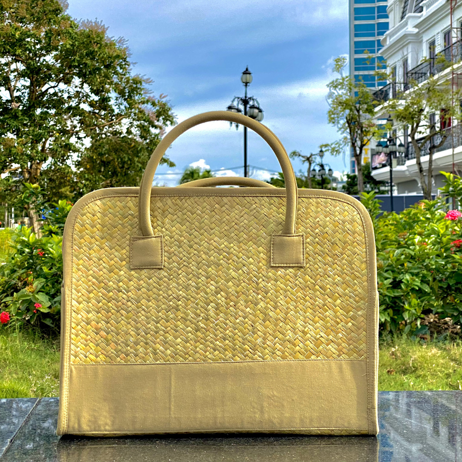 Cặp laptop cỏ bàng là gì?